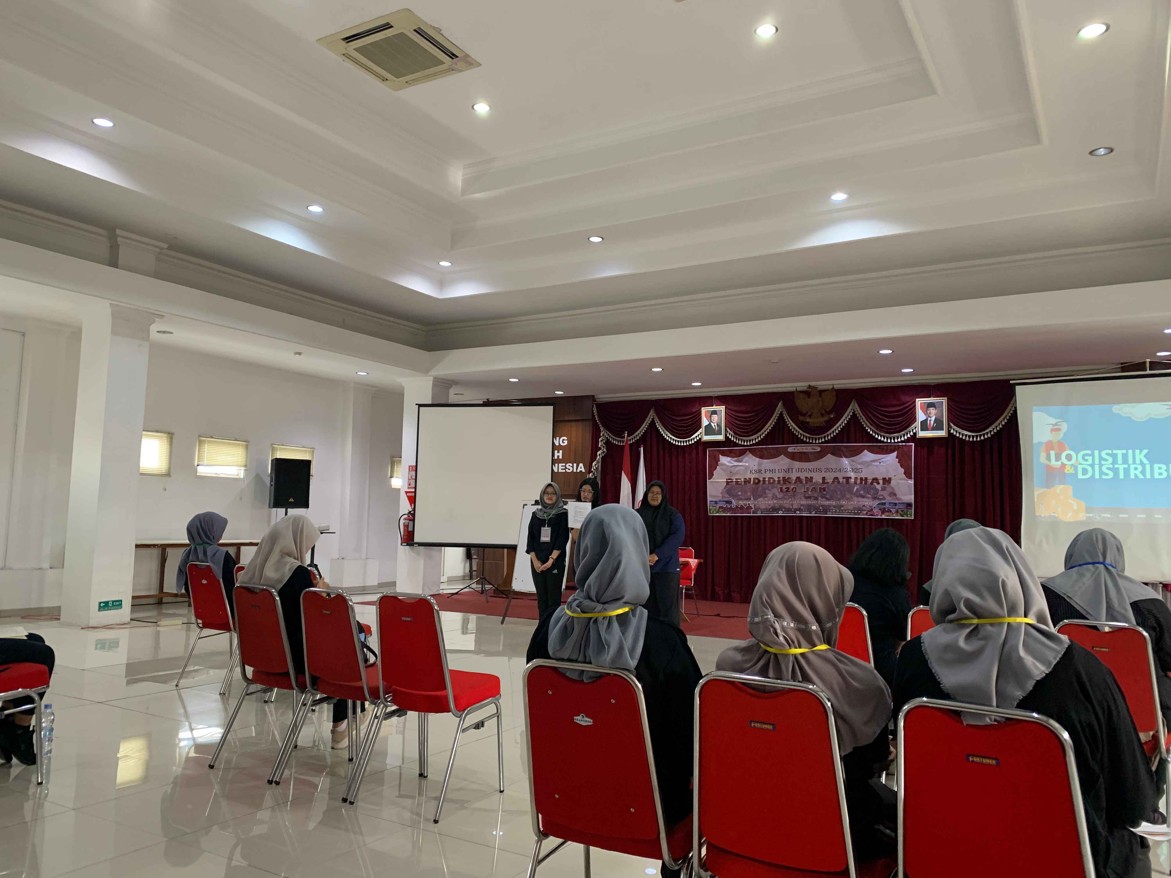 Cata Memasuki Ruangan dan Pengkondisian Peserta